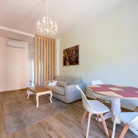 Joivy Lele Apartment With Swimming Pool Rapallo Dış mekan fotoğraf