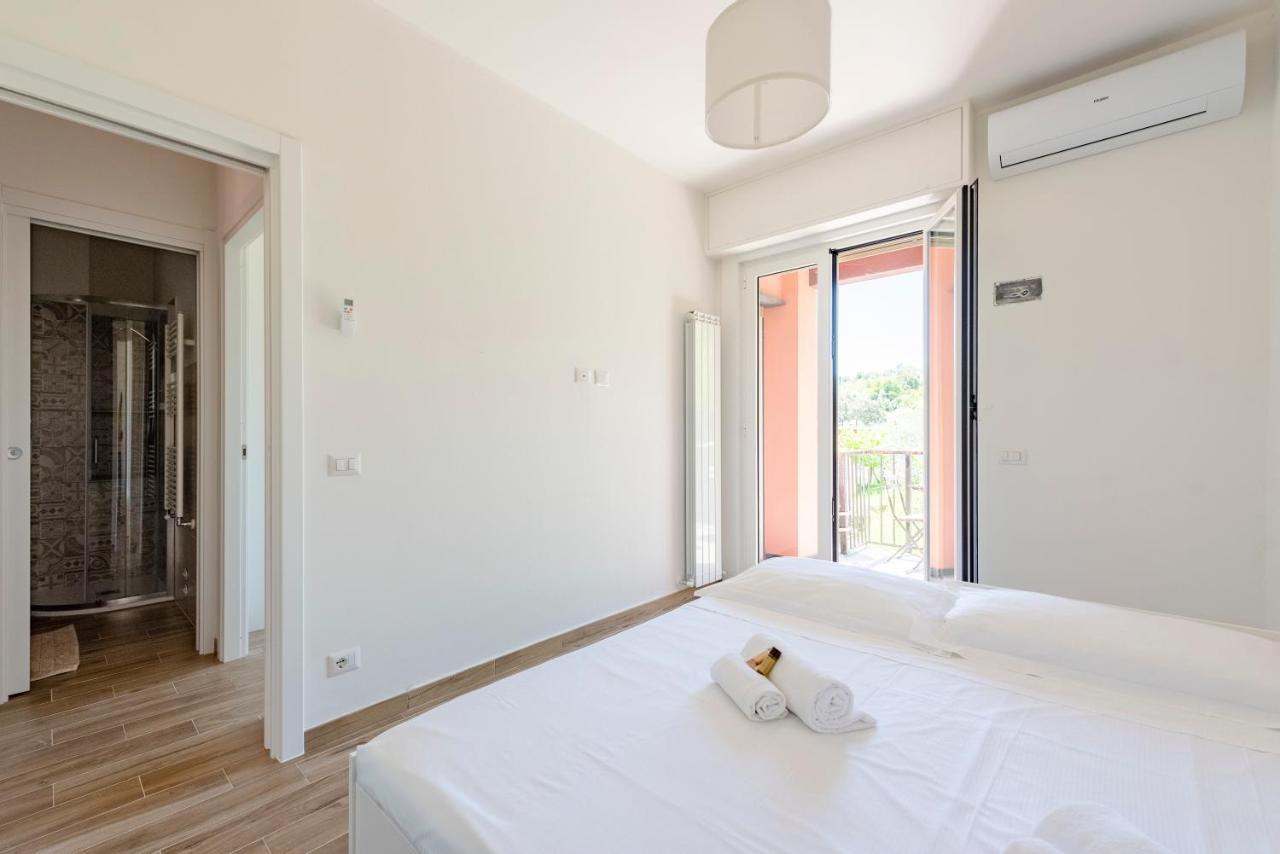 Joivy Lele Apartment With Swimming Pool Rapallo Dış mekan fotoğraf